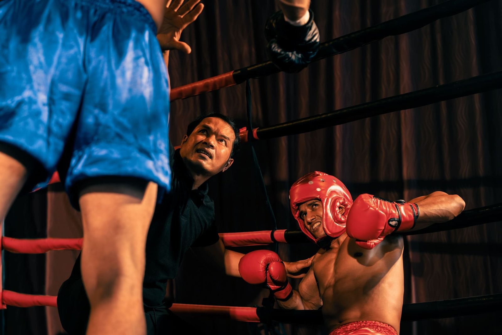 Los 5 errores más comunes al usar guantes de boxeo (y cómo evitarlos)